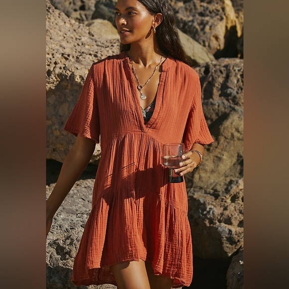 green emerald velvet dress The Kallie Flowy Tunic Dress